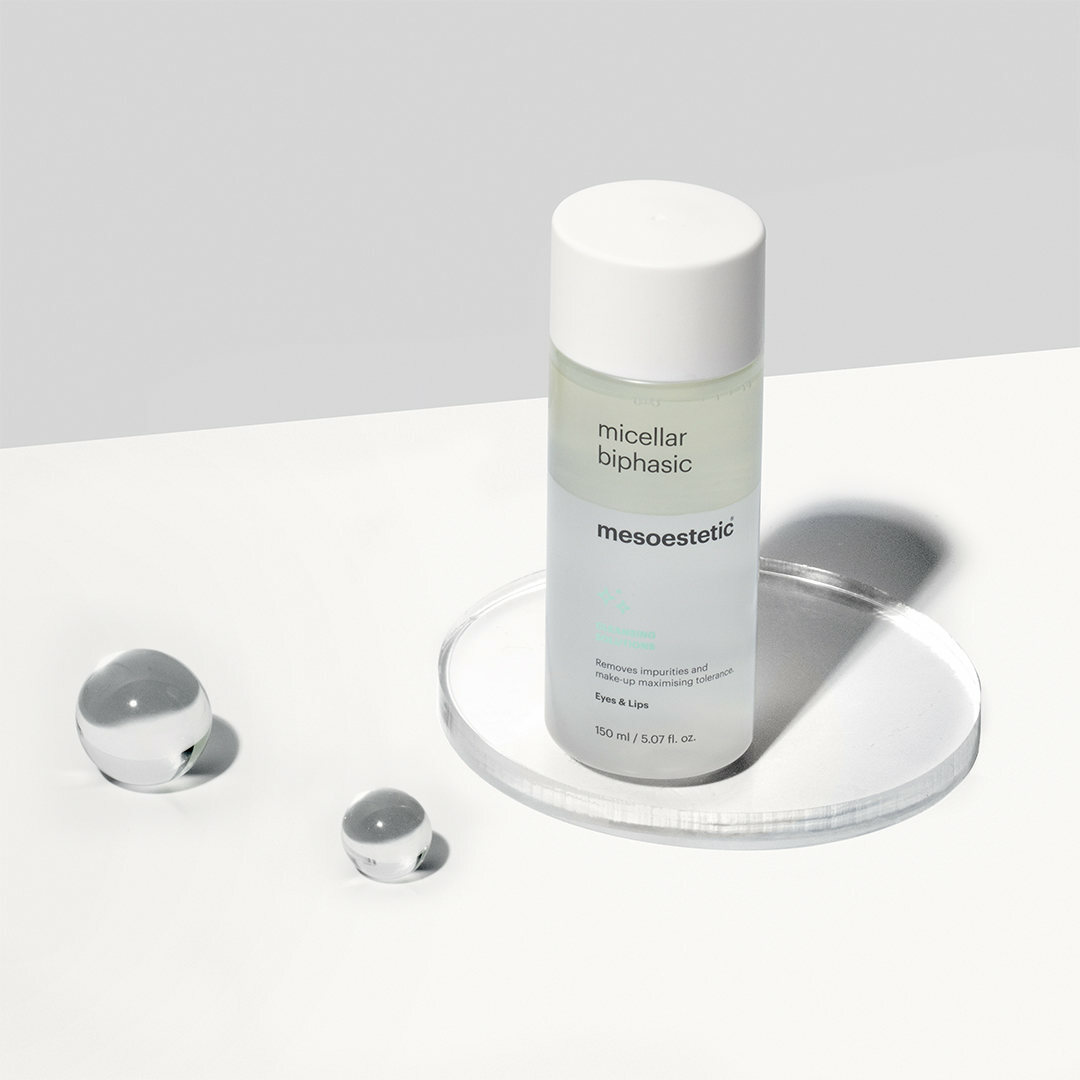 mesoestetic micellar biphasic - is a make-up remover formulated for high tolerance in the eye and lips. Gently removes dirt and make-up, even if waterproof without leaving an oily residue.