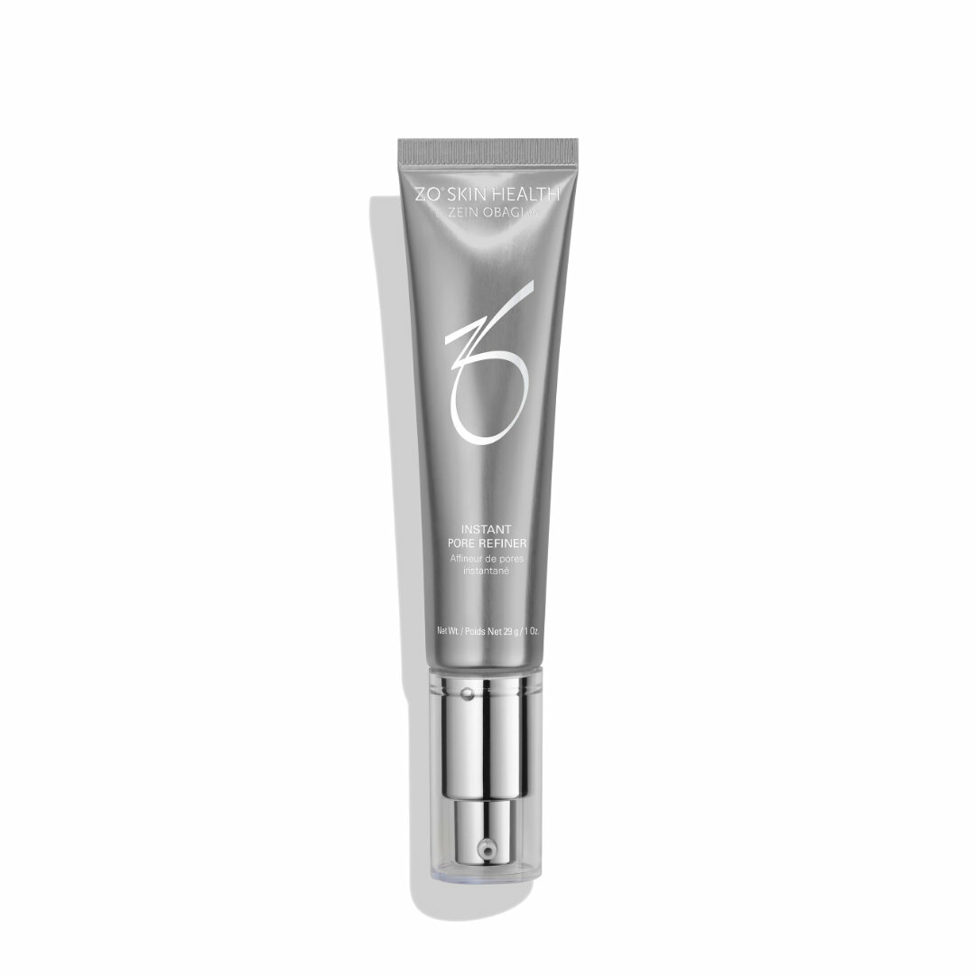 This lightweight serum minimizes the appearance of pores. It features a dual-action formula which works to eliminate surface shine for an instantly matte finish.
